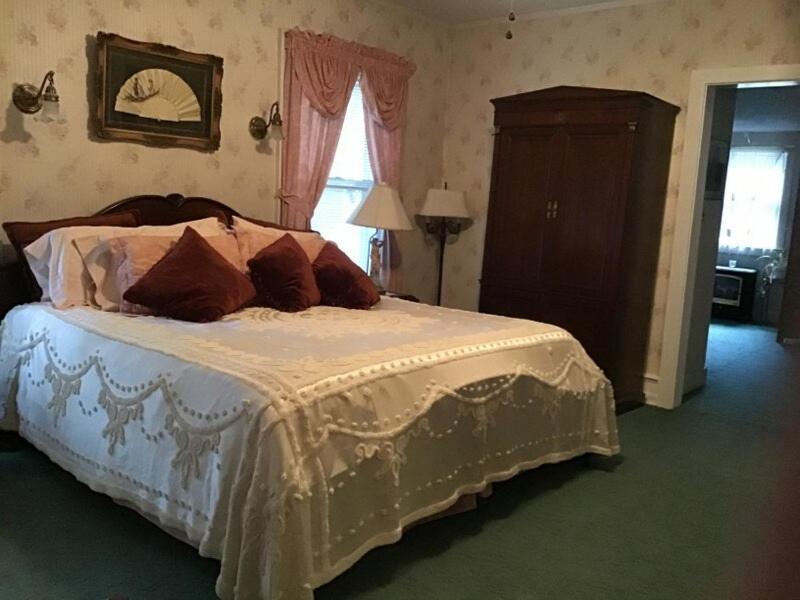Brookview Manor Inn Canadensis Bagian luar foto