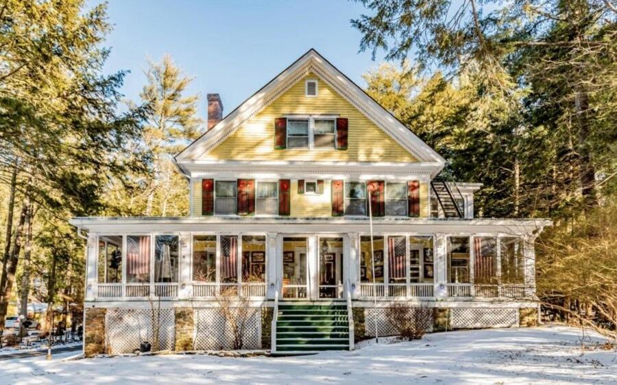 Brookview Manor Inn Canadensis Bagian luar foto