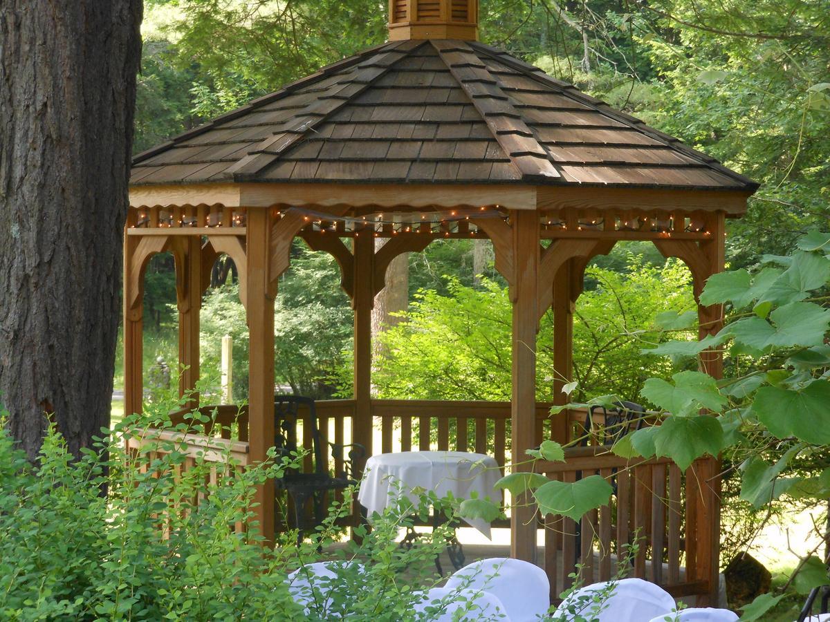 Brookview Manor Inn Canadensis Bagian luar foto