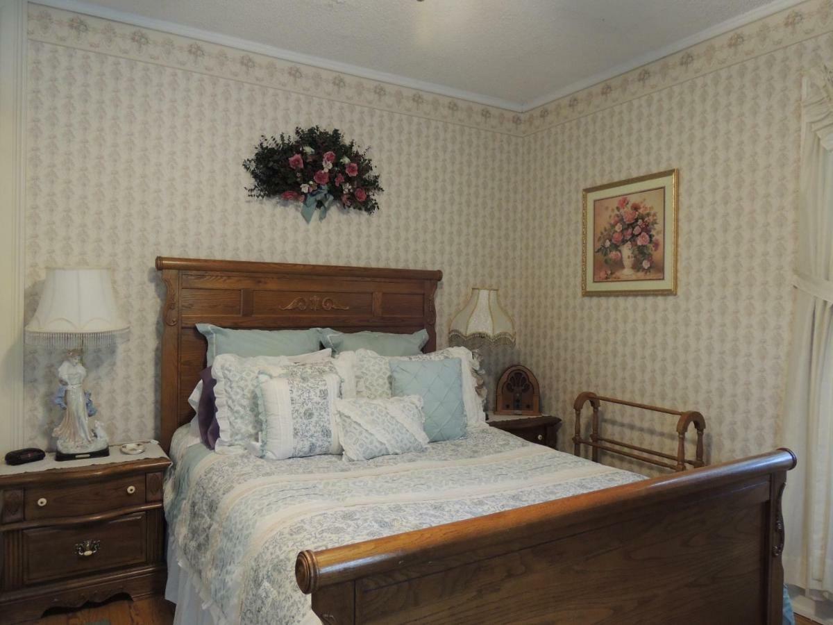 Brookview Manor Inn Canadensis Bagian luar foto