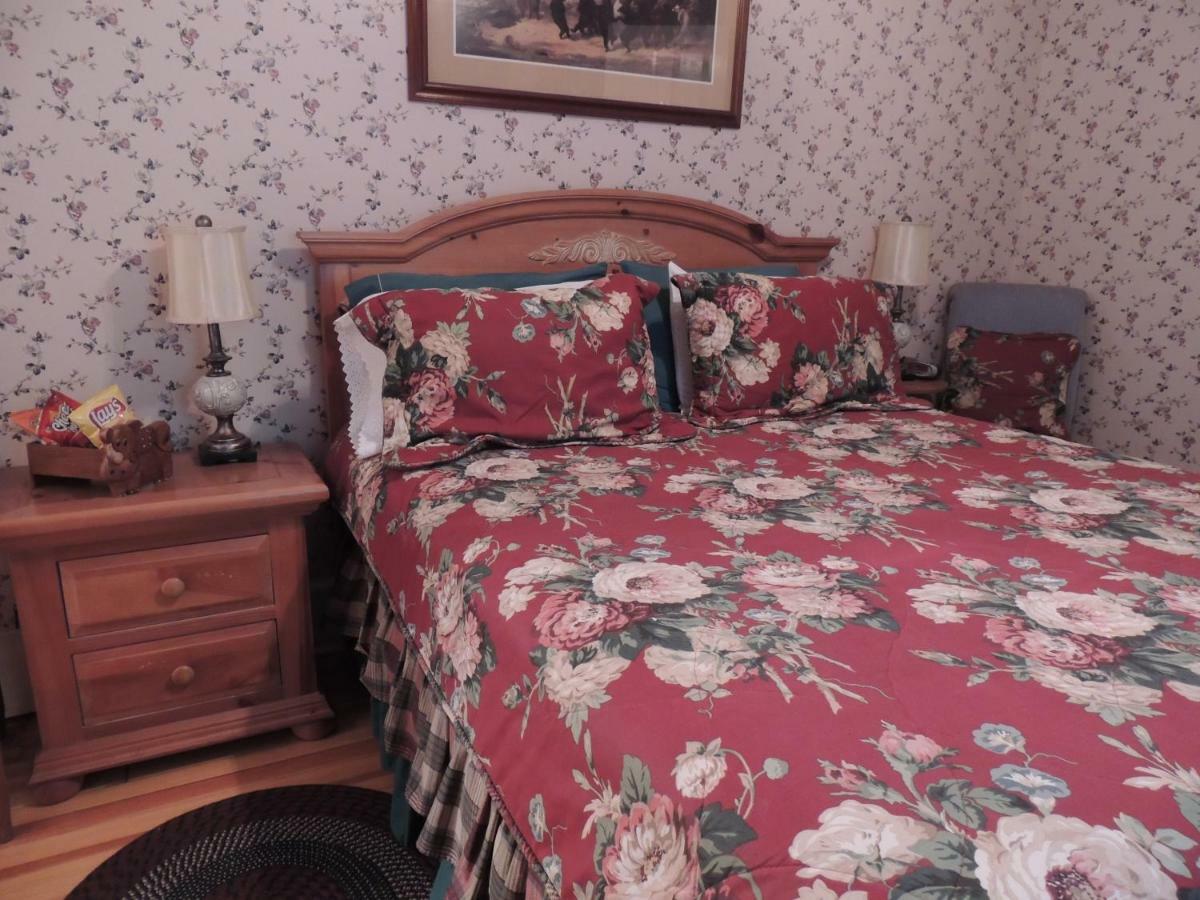 Brookview Manor Inn Canadensis Bagian luar foto